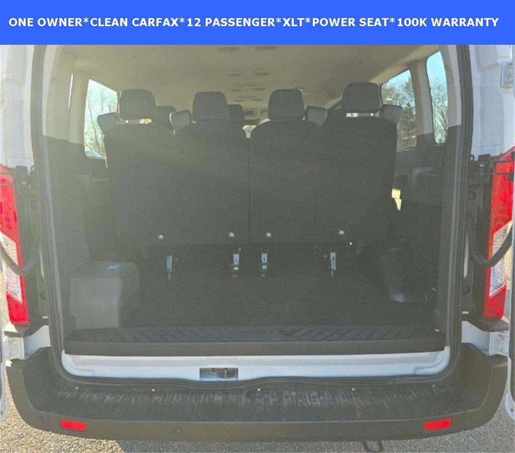 2023 Ford Transit Passenger Wagon T-350 148 Low Roof XLT RWD