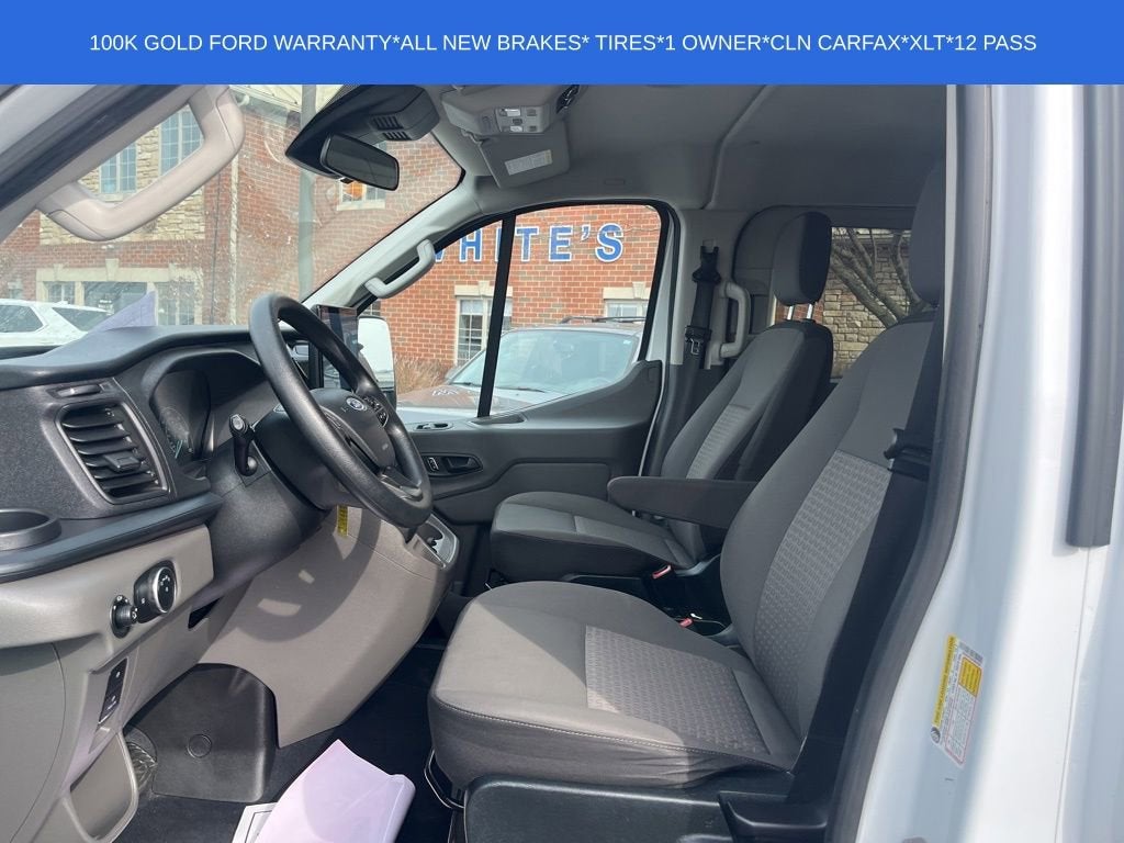 2023 Ford Transit Passenger Wagon XLT