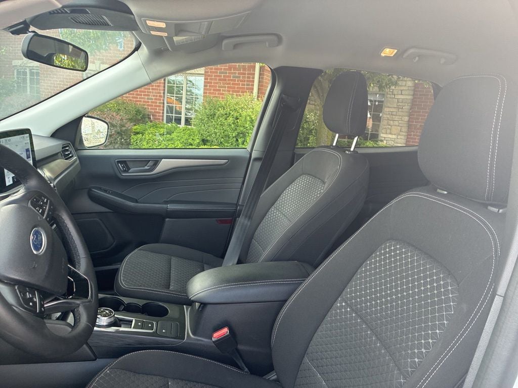 2023 Ford Escape Hybrid Active 42 MPG
