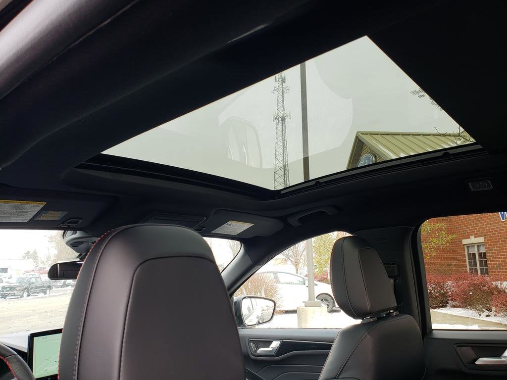 2026 Ford Escape ST-Line Select AWD