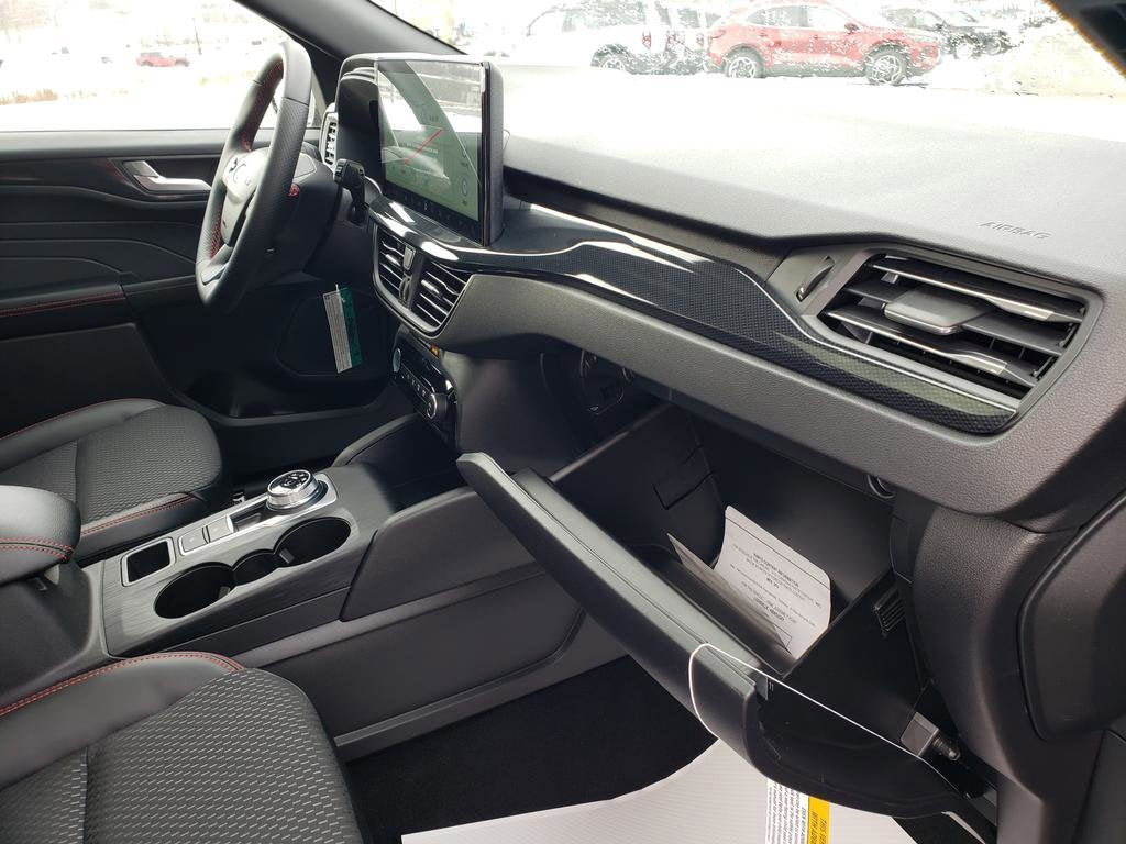 2026 Ford Escape ST-Line Select AWD