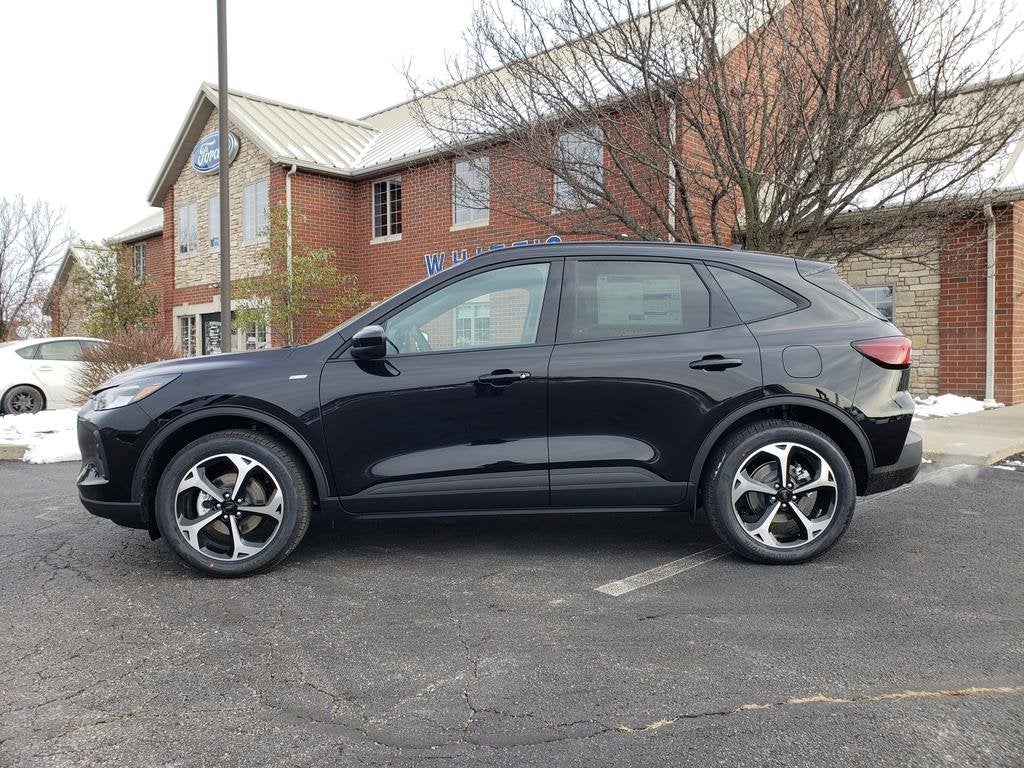 2026 Ford Escape ST-Line Select AWD