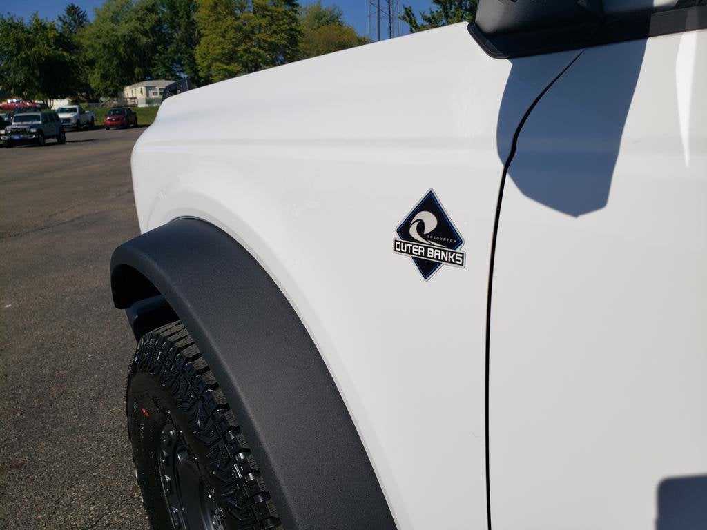 2025 Ford Bronco Outer Banks 4 Door 4x4