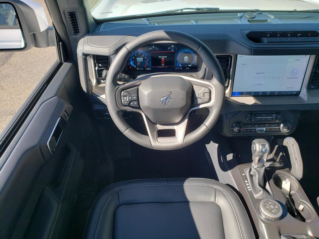 2025 Ford Bronco Outer Banks 4 Door 4x4