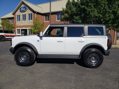 2025 Ford Bronco Outer Banks 4 Door 4x4
