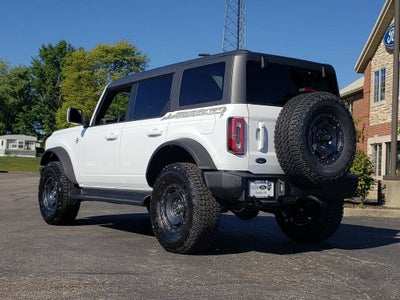 2025 Ford Bronco Outer Banks 4 Door 4x4
