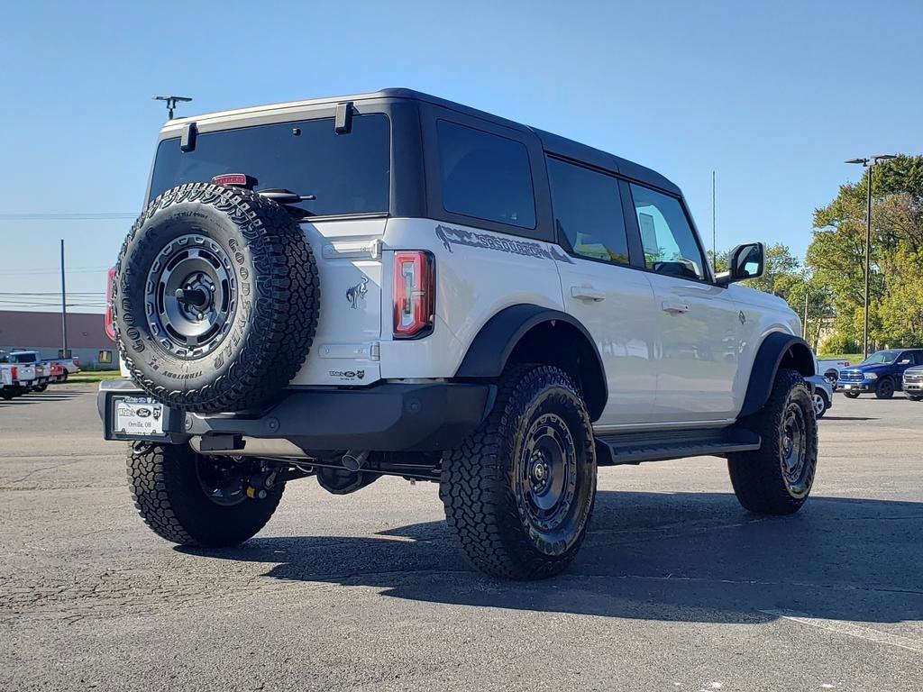 2025 Ford Bronco Outer Banks 4 Door 4x4
