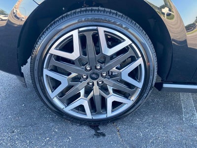2027 Ford Expedition Platinum