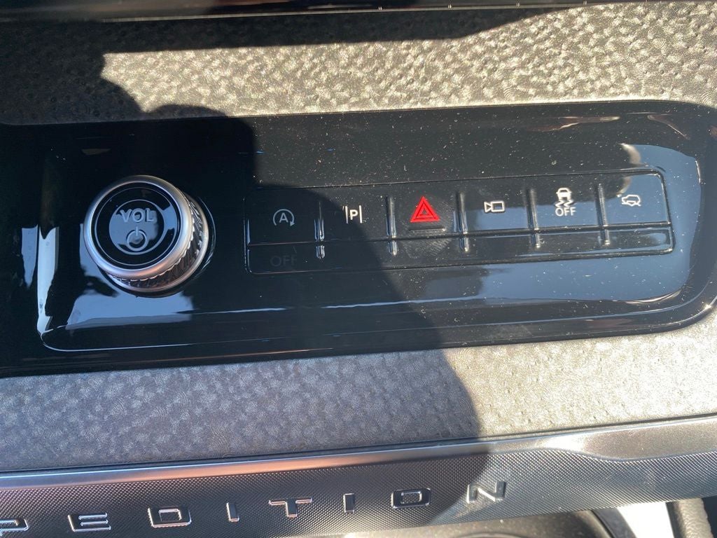 2027 Ford Expedition Tremor