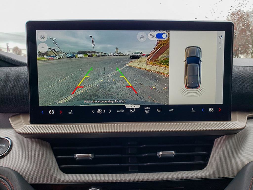 2026 Ford Explorer Active 4WD