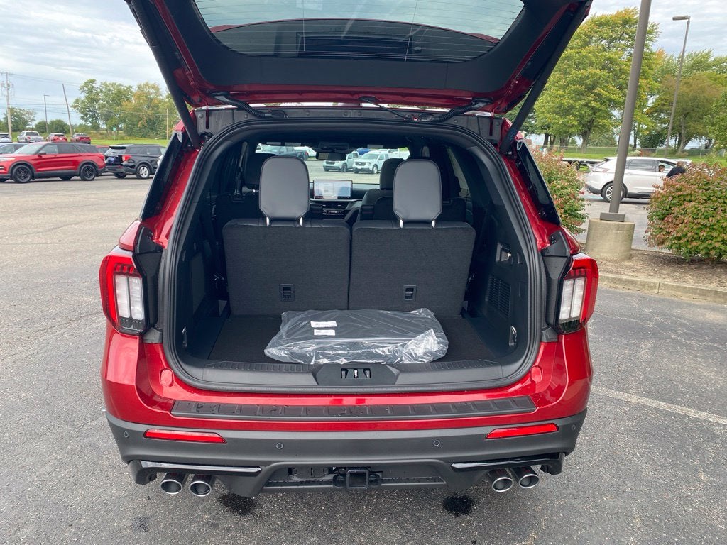 2027 Ford Explorer ST