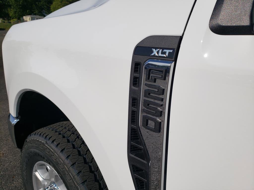 2026 Ford Super Duty F-250 SRW XLT 4WD SuperCab 8' Box