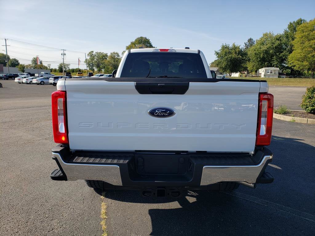 2026 Ford Super Duty F-250 SRW XLT 4WD SuperCab 8' Box