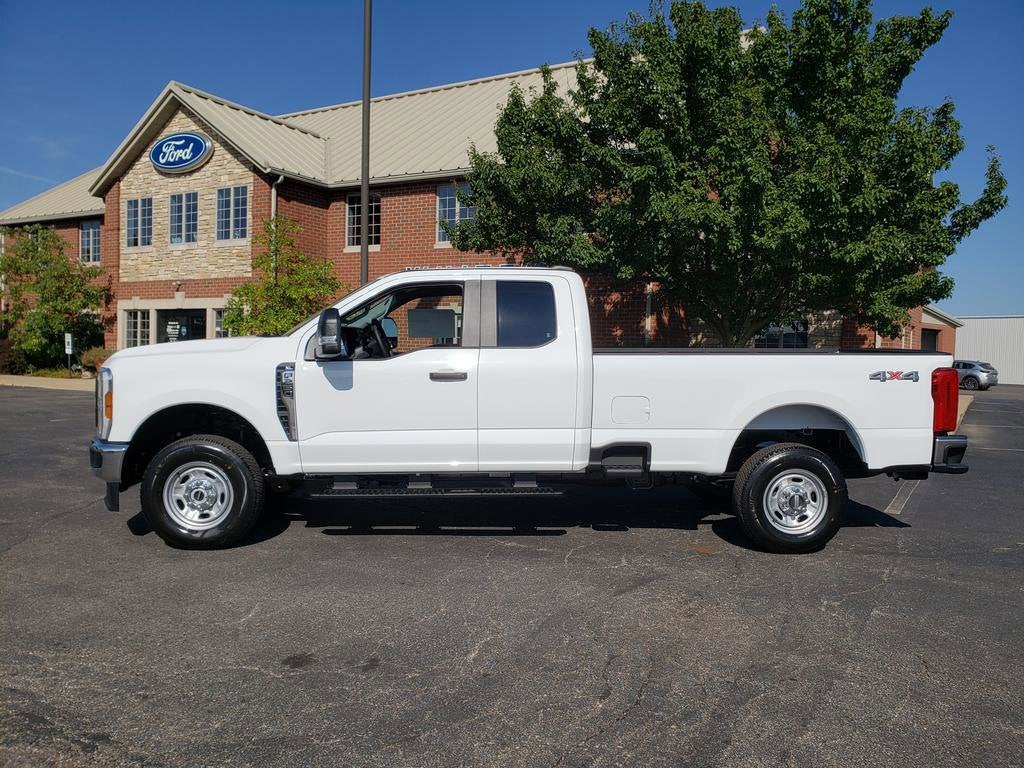 2026 Ford Super Duty F-250 SRW XL 4WD SuperCab 8' Box