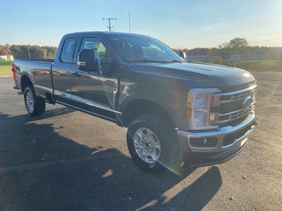 2027 Ford F-250SD XLT