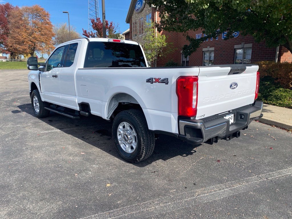2027 Ford F-250SD XLT