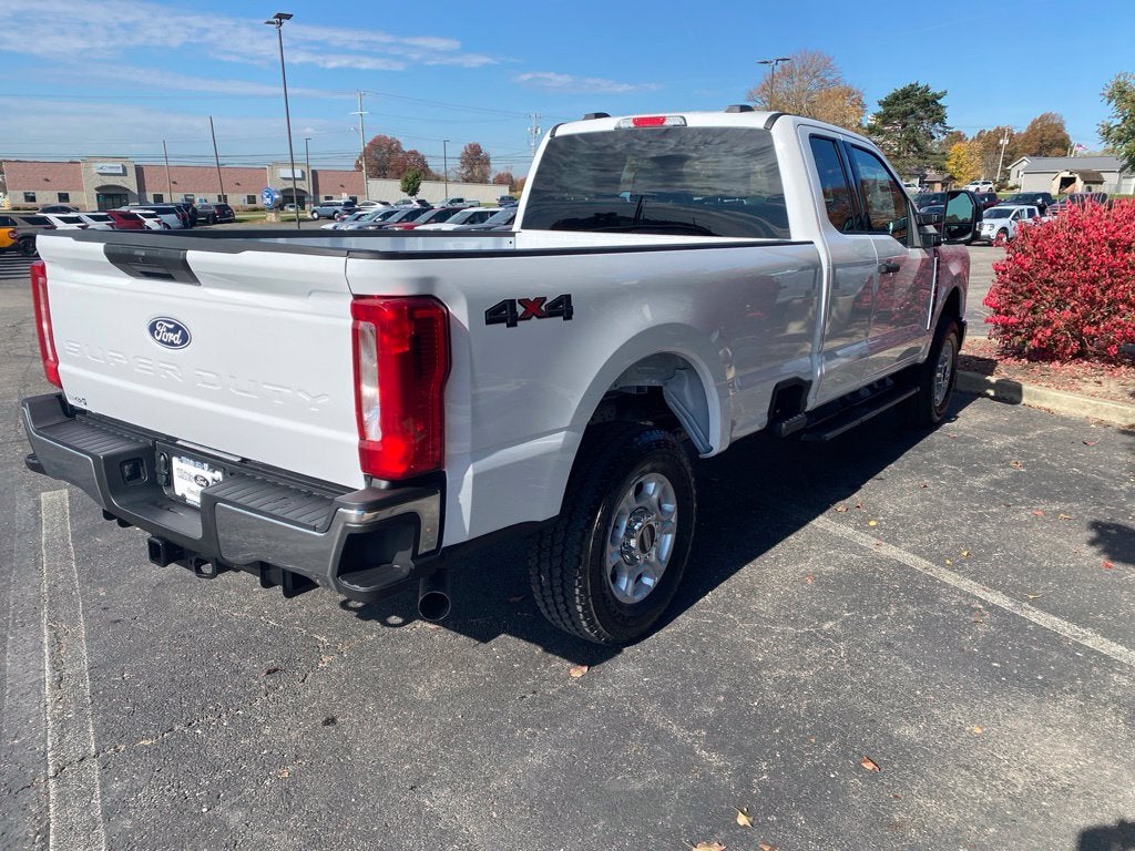 2027 Ford F-250SD XLT