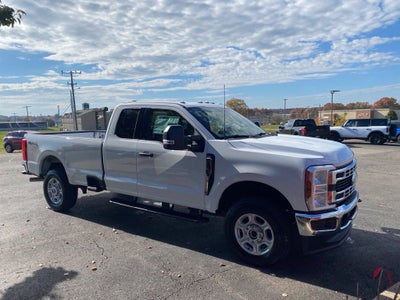 2027 Ford F-250SD XLT