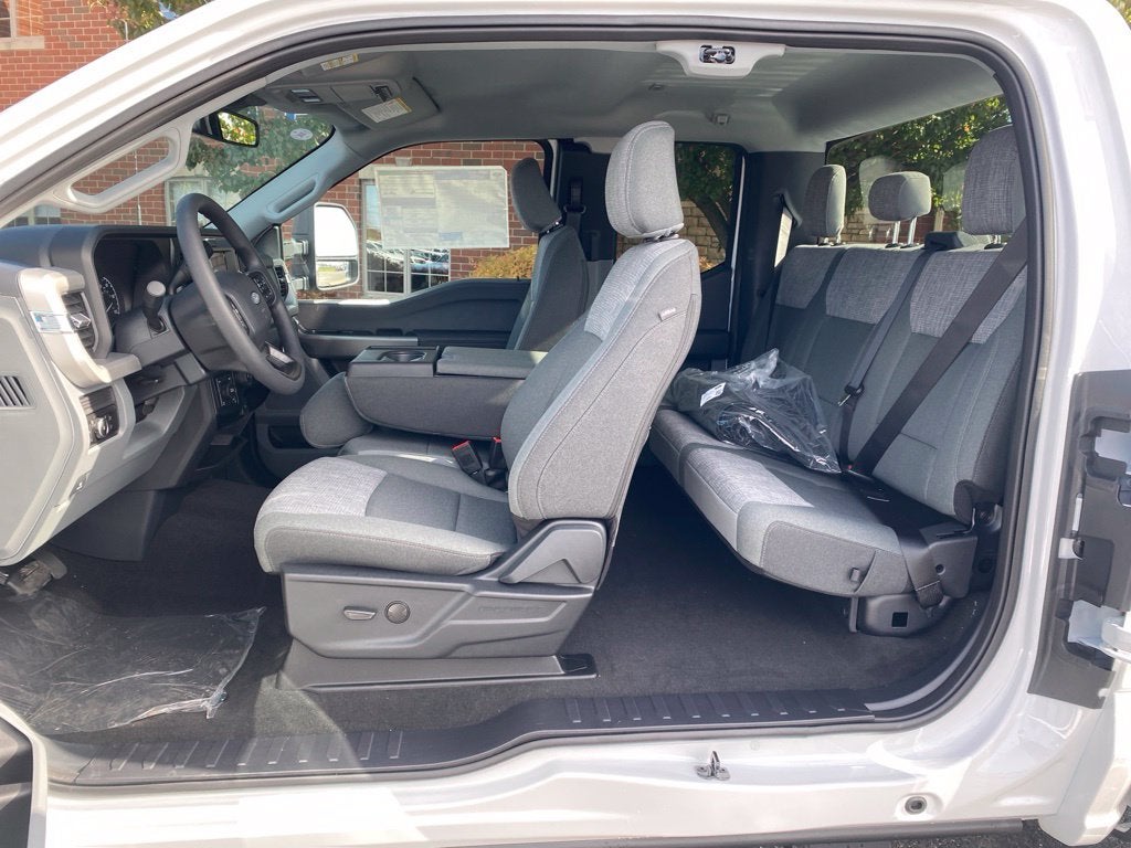 2027 Ford F-250SD XLT