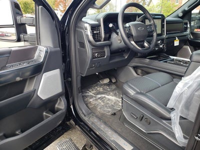 2026 Ford Super Duty F-250 SRW Platinum 4WD Crew Cab 8' Box