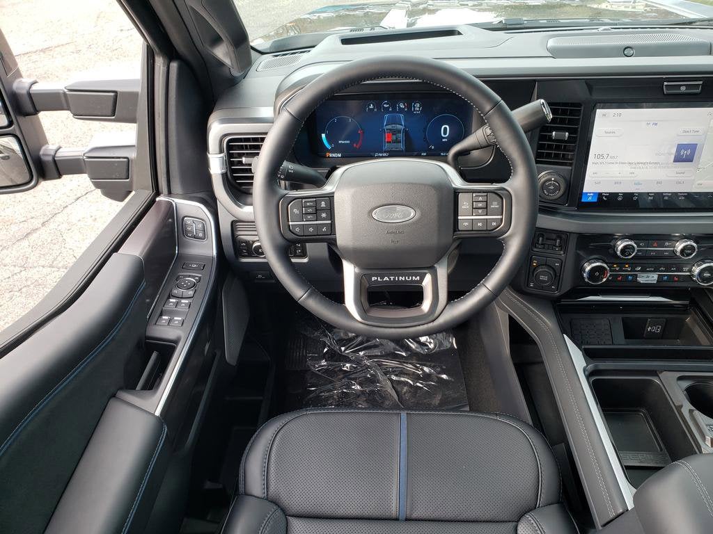 2026 Ford Super Duty F-250 SRW Platinum 4WD Crew Cab 8' Box