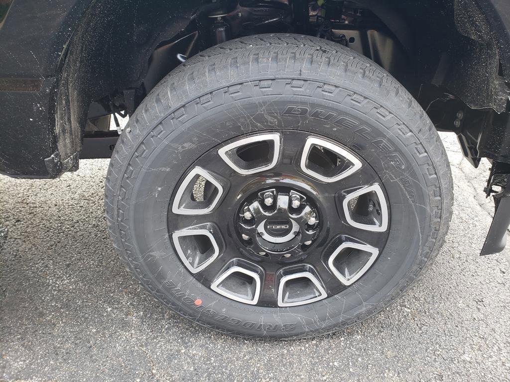 2026 Ford Super Duty F-250 SRW Platinum 4WD Crew Cab 8' Box