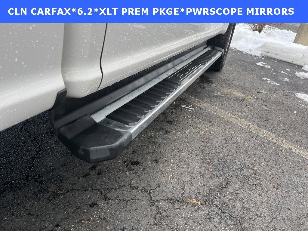 2021 Ford Super Duty F-350 SRW XLT 4WD Crew Cab 6.75' Box