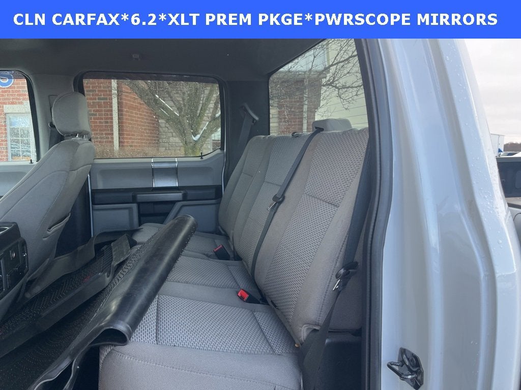 2021 Ford Super Duty F-350 SRW XLT 4WD Crew Cab 6.75' Box