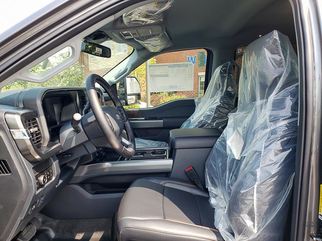 2026 Ford Super Duty F-350 SRW LARIAT 4WD Crew Cab 8' Box