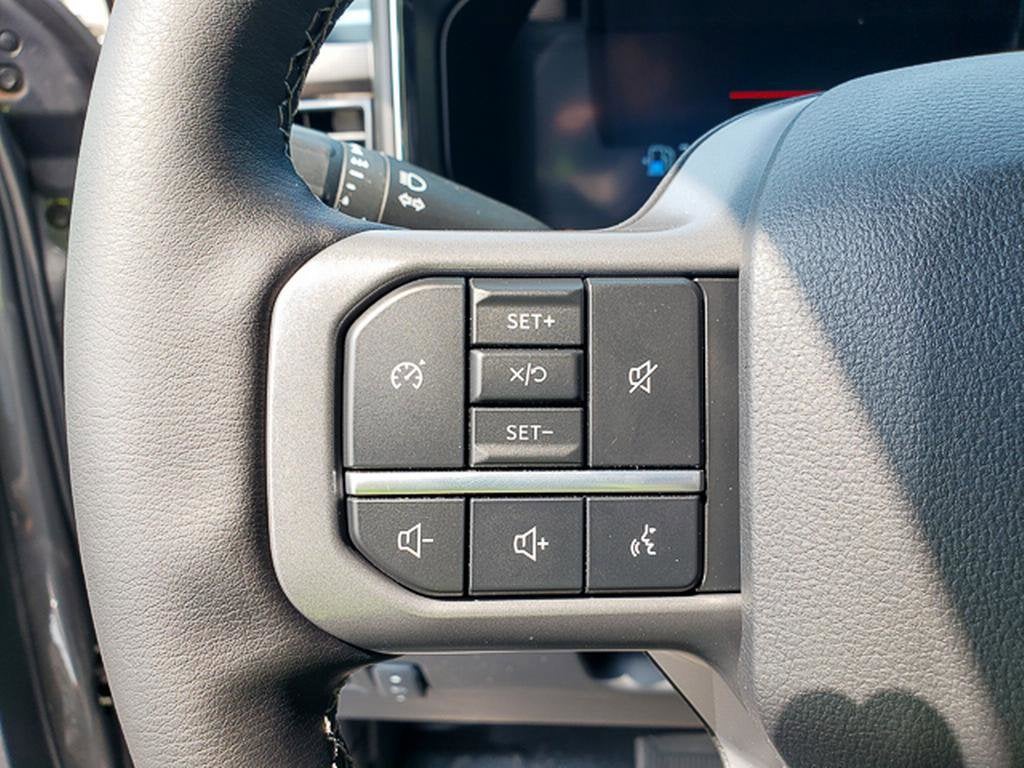 2026 Ford Super Duty F-350 SRW LARIAT 4WD Crew Cab 8' Box