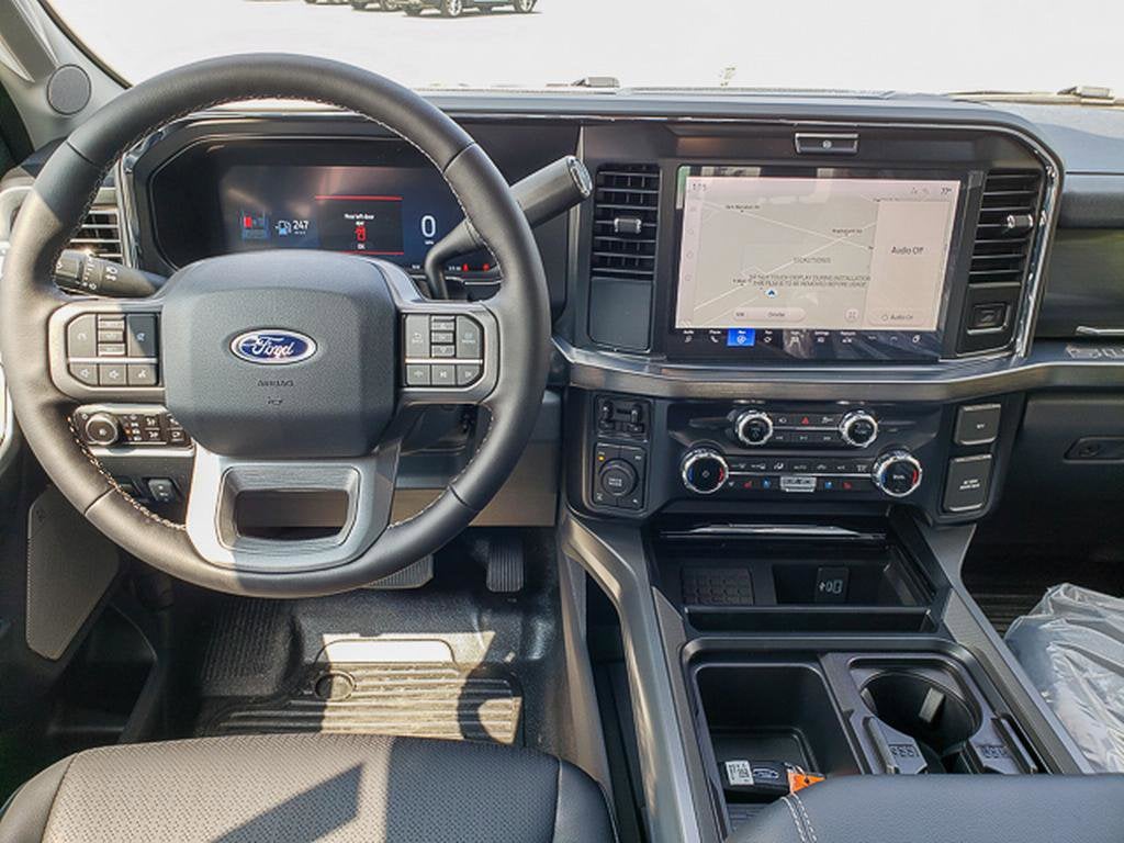 2026 Ford Super Duty F-350 SRW LARIAT 4WD Crew Cab 8' Box