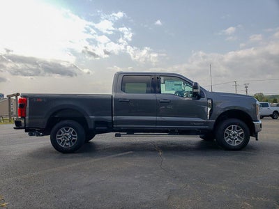 2026 Ford Super Duty F-350 SRW LARIAT 4WD Crew Cab 8' Box