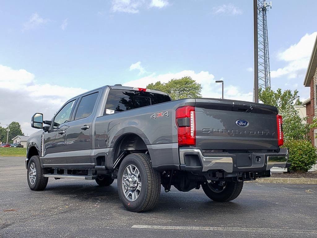 2026 Ford Super Duty F-350 SRW LARIAT 4WD Crew Cab 8' Box