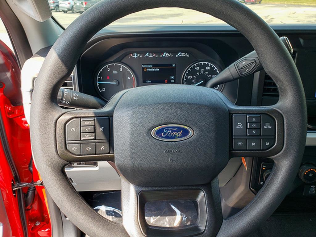 2026 Ford Super Duty F-350 SRW XL 4WD Crew Cab 8' Box