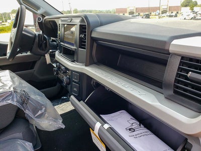 2026 Ford Super Duty F-350 SRW XL 4WD Crew Cab 8' Box