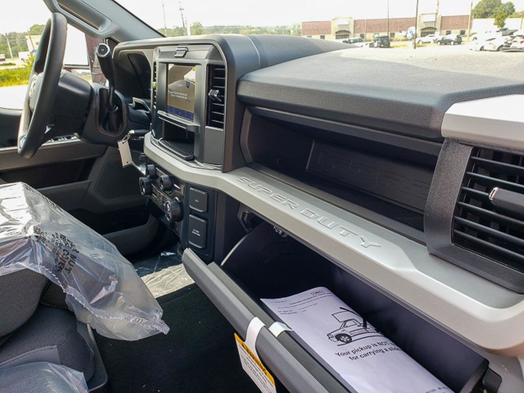 2026 Ford Super Duty F-350 SRW XL 4WD Crew Cab 8' Box