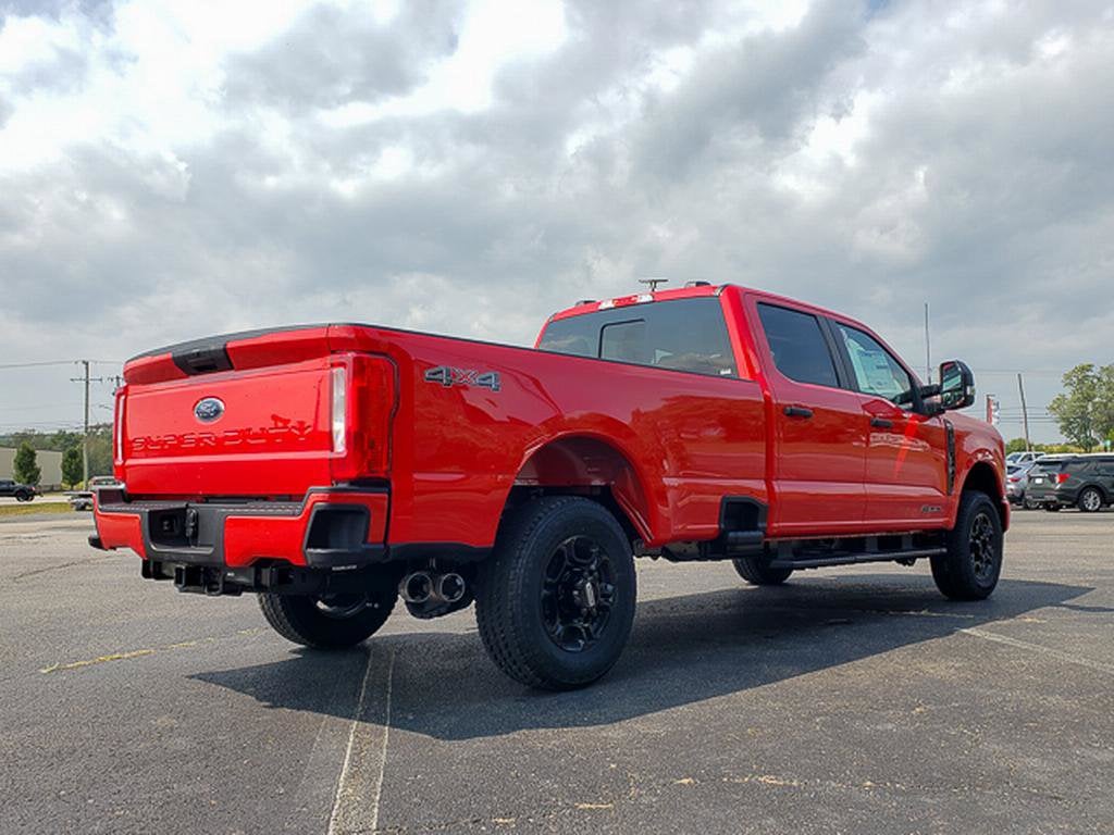 2026 Ford Super Duty F-350 SRW XL 4WD Crew Cab 8' Box