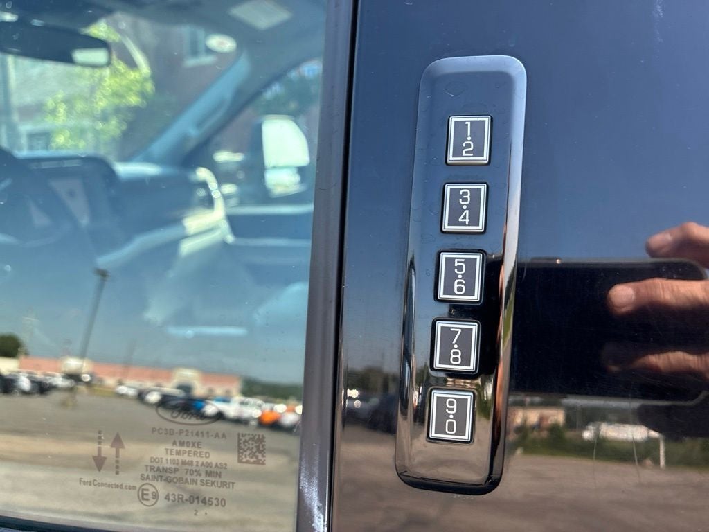 2023 Ford F-450SD XLT DRW