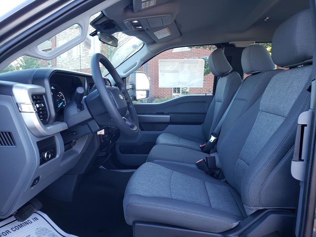 2026 Ford Super Duty F-250 SRW XL 4WD SuperCab 8' Box