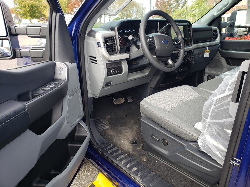 2026 Ford Super Duty F-350 SRW XLT 4WD SuperCab 6.75' Box