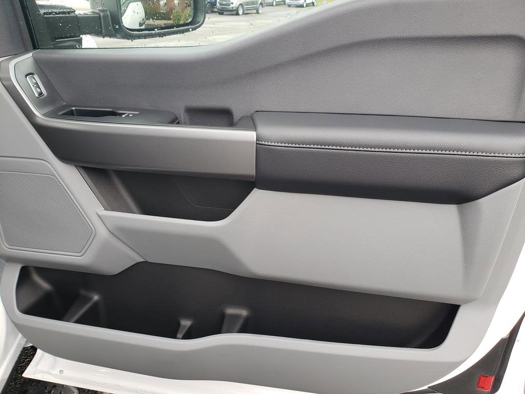 2026 Ford Super Duty F-350 SRW XL 4WD SuperCab 8' Box