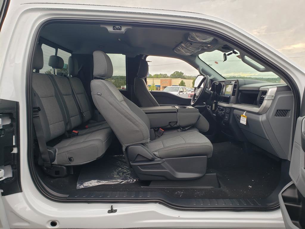 2026 Ford Super Duty F-350 SRW XL 4WD SuperCab 8' Box