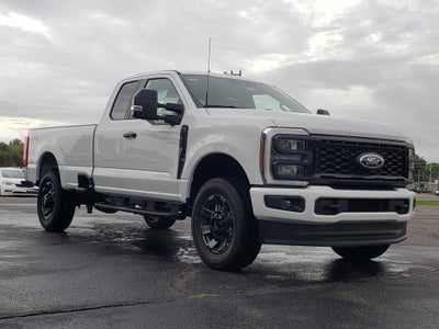 2026 Ford Super Duty F-350 SRW XL 4WD SuperCab 8' Box
