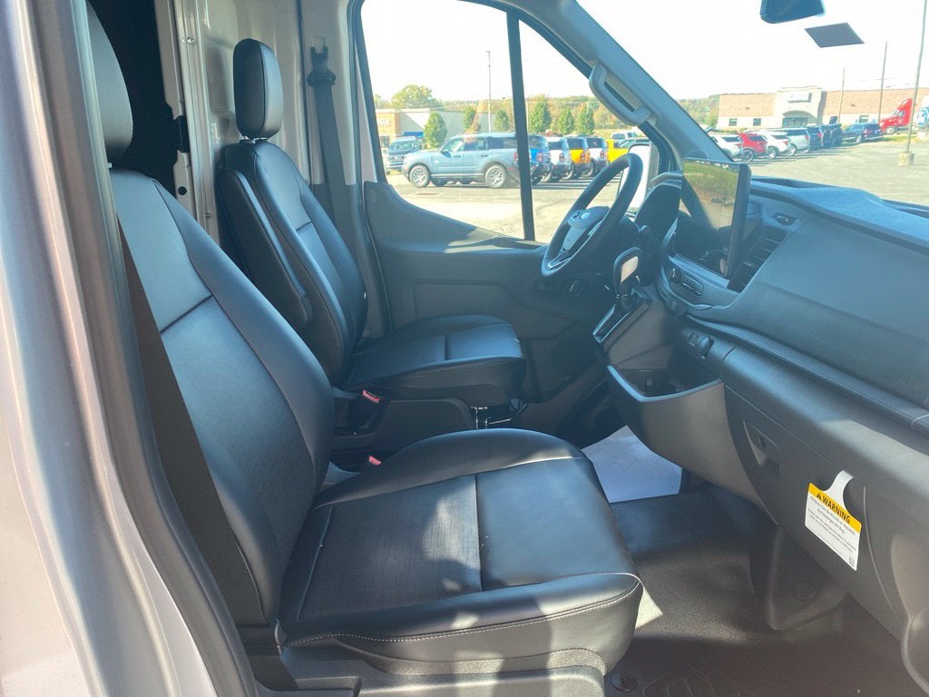 2027 Ford Transit-250 Base