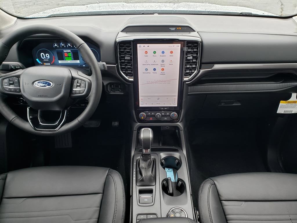 2025 Ford Ranger LARIAT 4WD SuperCrew 5' Box