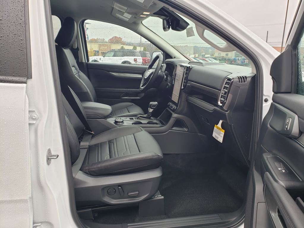 2025 Ford Ranger LARIAT 4WD SuperCrew 5' Box