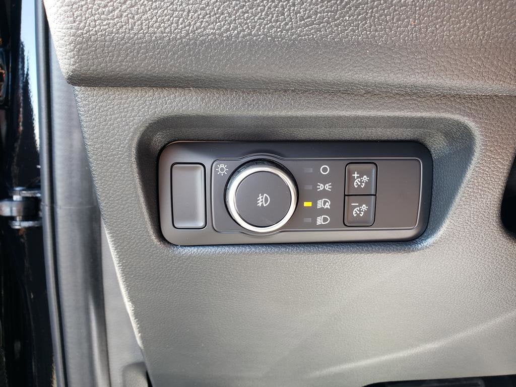 2025 Ford Ranger XL 4WD SuperCrew 5' Box