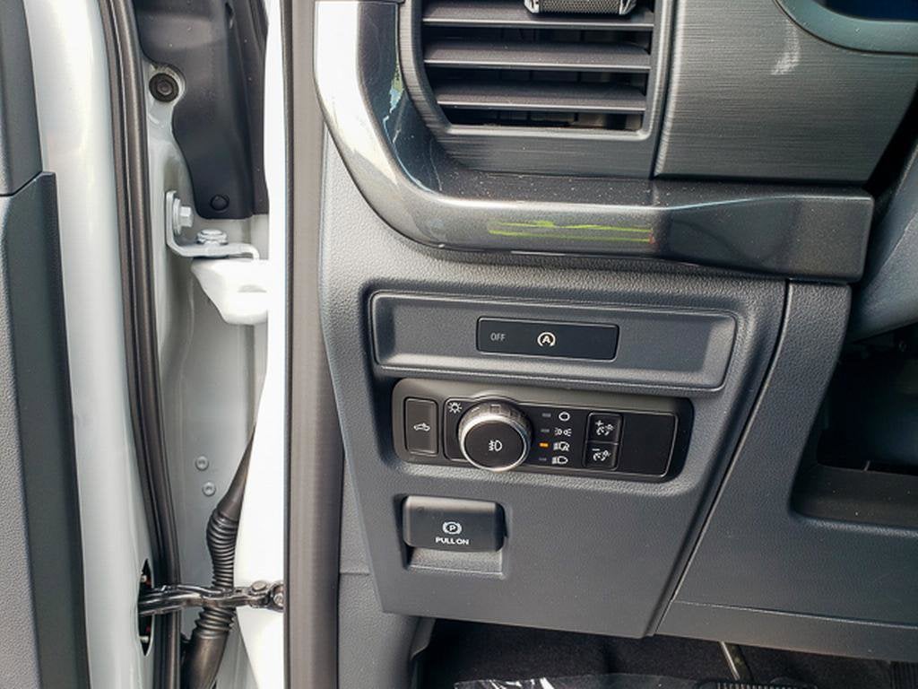 2025 Ford F-150 STX 4WD SuperCrew 5.5' Box