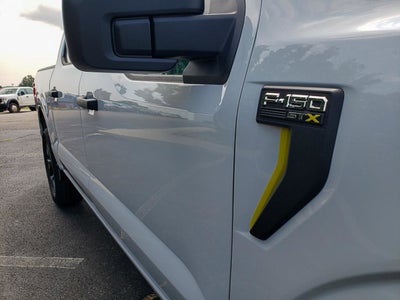 2025 Ford F-150 STX 4WD SuperCrew 5.5' Box