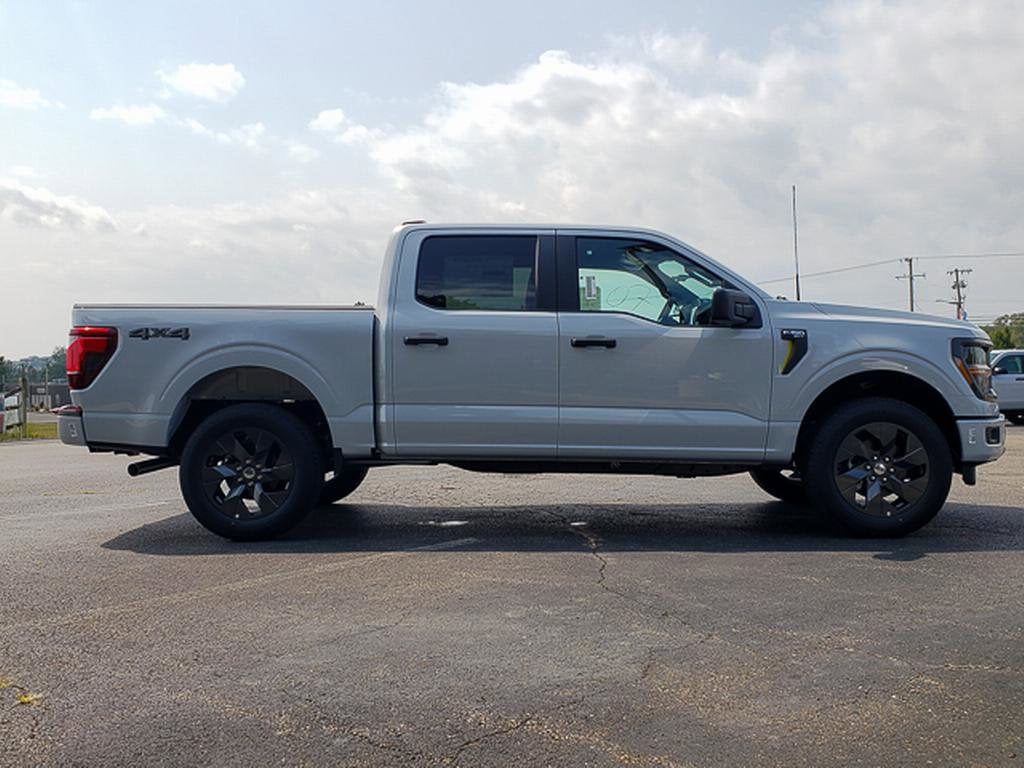 2025 Ford F-150 STX 4WD SuperCrew 5.5' Box